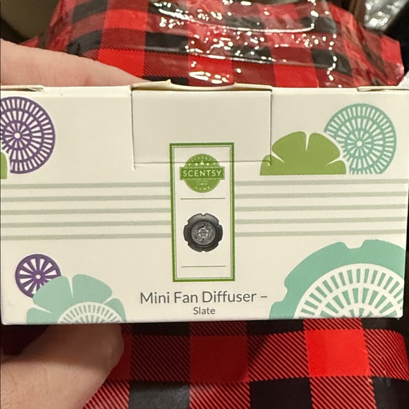 Scentsy Mini Fan Diffuser - Picture 2 of 2